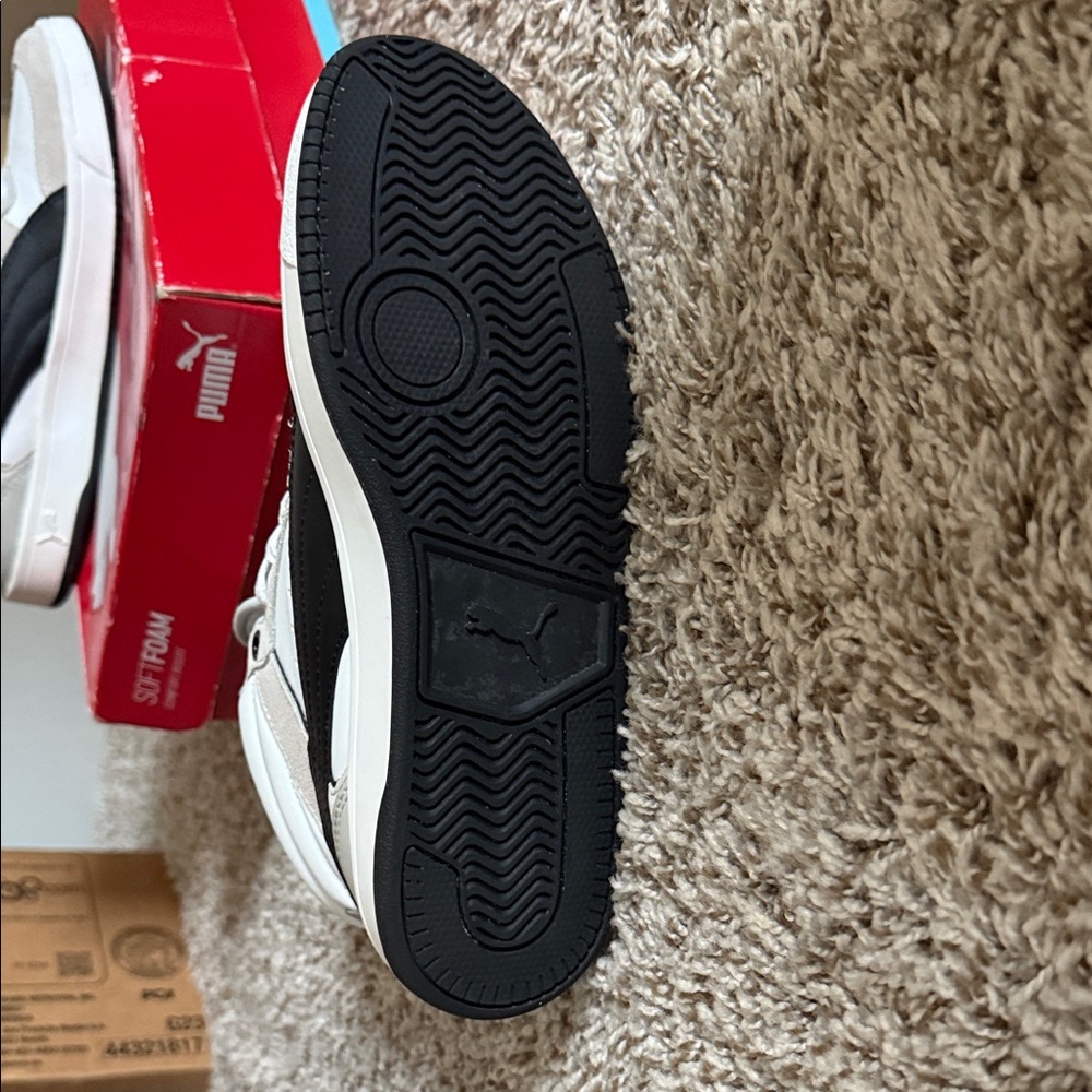 Puma High-Top Sneakers in US size 6.5C White and Black and Kakhi - Picture 3 of 7